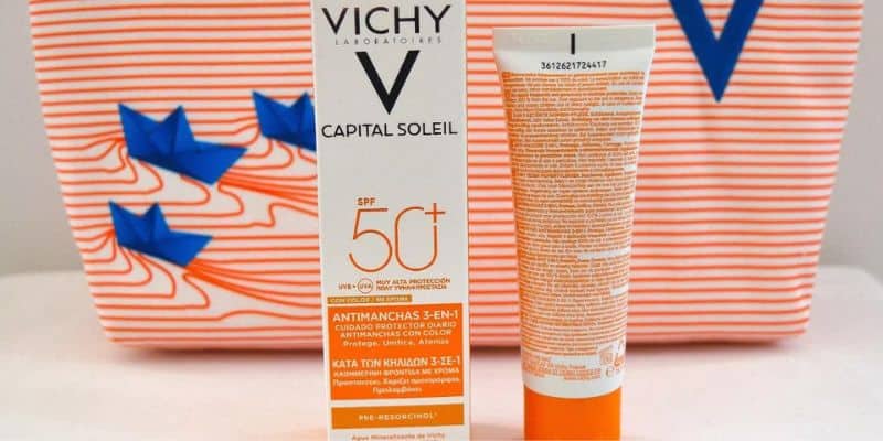 کرم ضد آفتاب کپیتال سولیل اس‌پی‌اف ۵۰ پوست چرب ویشی | Vichy Capital Soleil SPF 50