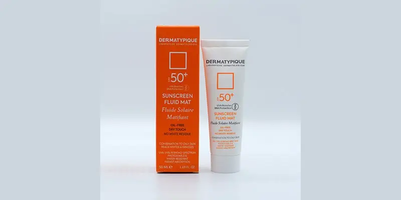 ضد آفتاب فلوئید بی‌رنگ درماتیپیک با فاکتور حفاظتی +SPF50