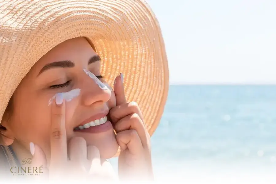 سینره از بهترین ضد آفتاب های ایرانی با بافت سبک مخصوص استفاده روزانه