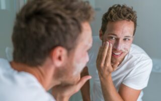 بهترین فیس واش مردانه ایرانی می‌تواند از پوست در برابر آلودگی‌ها محافظت کند.