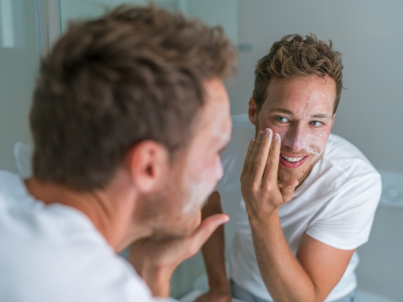 بهترین فیس واش مردانه ایرانی می‌تواند از پوست در برابر آلودگی‌ها محافظت کند.