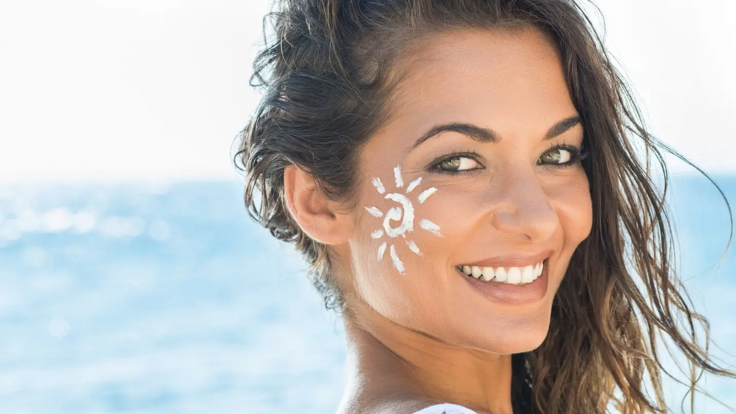 مقاله معرفی بهترین ضد آفتابهای فیزیکی خارجی و ایرانی بازار و مقایسه تفاوتهای آنها