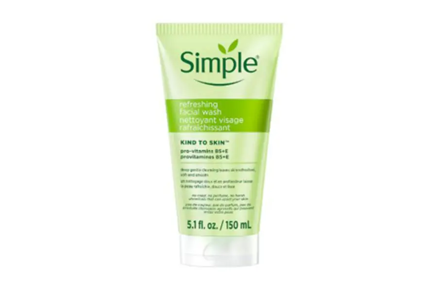 فیس‌واش سیمپل (Simple Kind to Skin Refreshing Gel Wash)