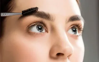 بیماتوپروست برای رشد مژه و ابرو